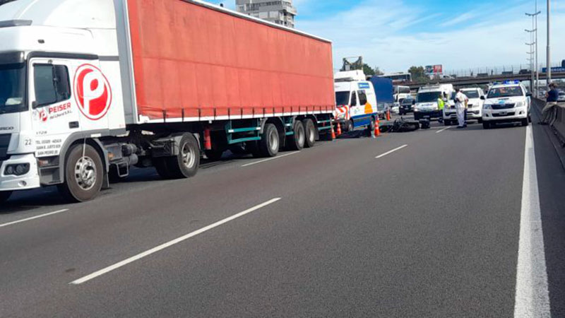 Florida: Caos en Panamericana luego de un choque en el que falleció un motociclista