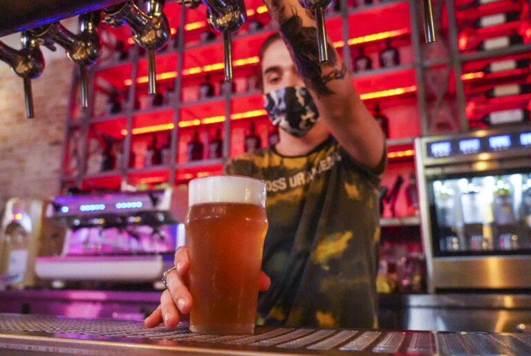 Vicente López celebra a las cervecerías locales