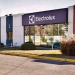 Electrolux cierra su fábrica en Rosario y deja a 200 trabajadores en la calle